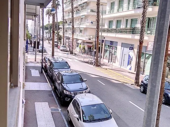 Апартаменты Graziella 127 Жуан-ле-Пен